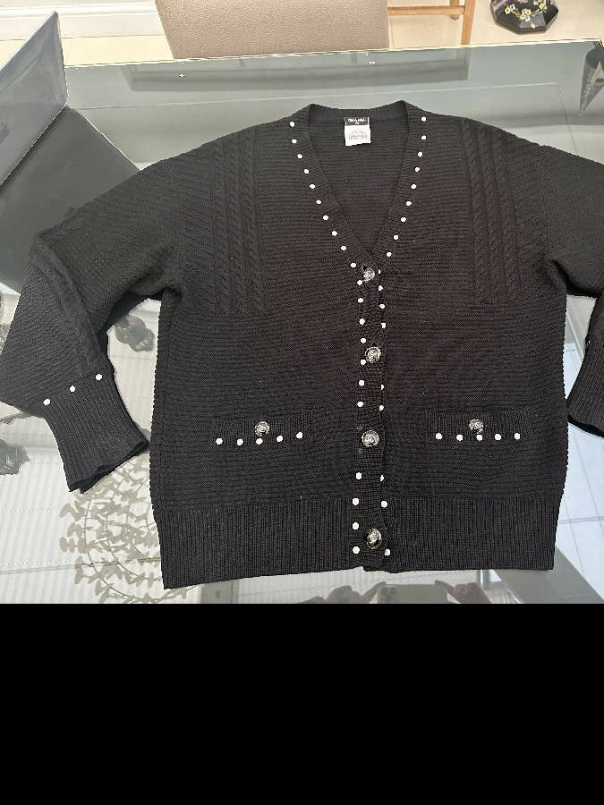 CHANEL women’s black knitted cashmere oversized cardigan