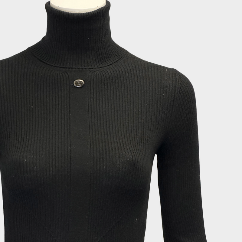 Chanel women's black cashmere ribbed turtleneck jumper