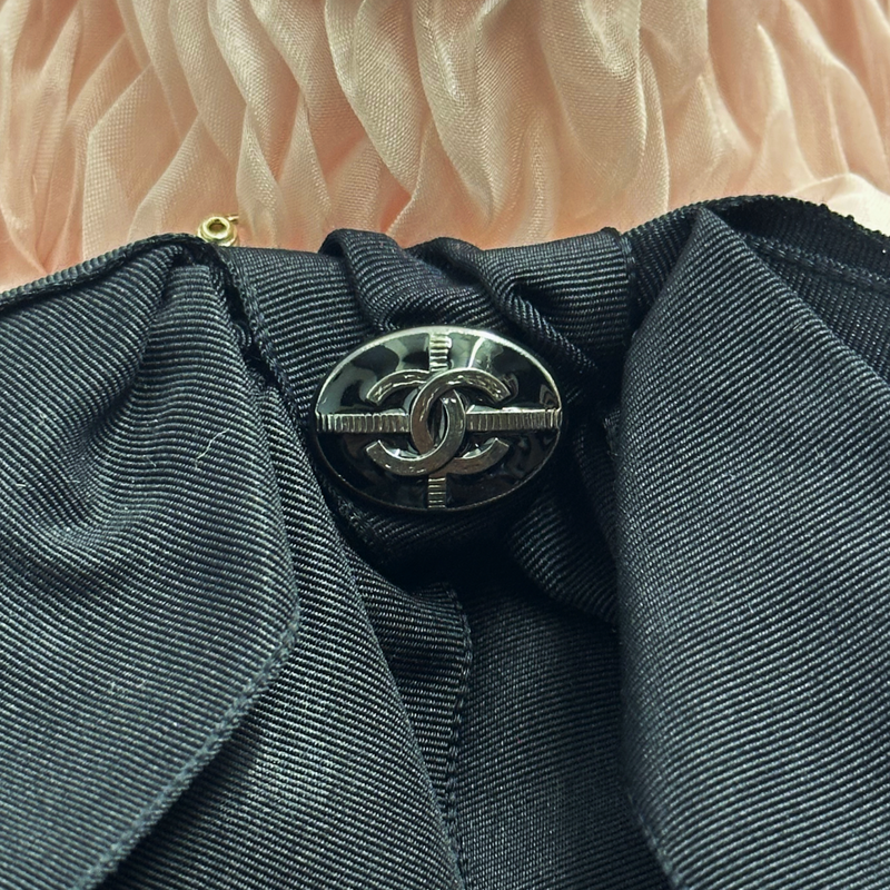 Chanel black and pink tulle geometric pleated top with detachable bow