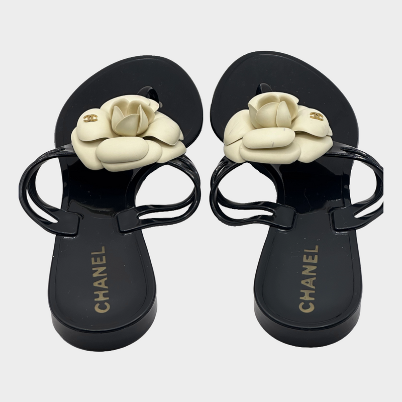 CHANEL women's black rubber Camellia flip flop