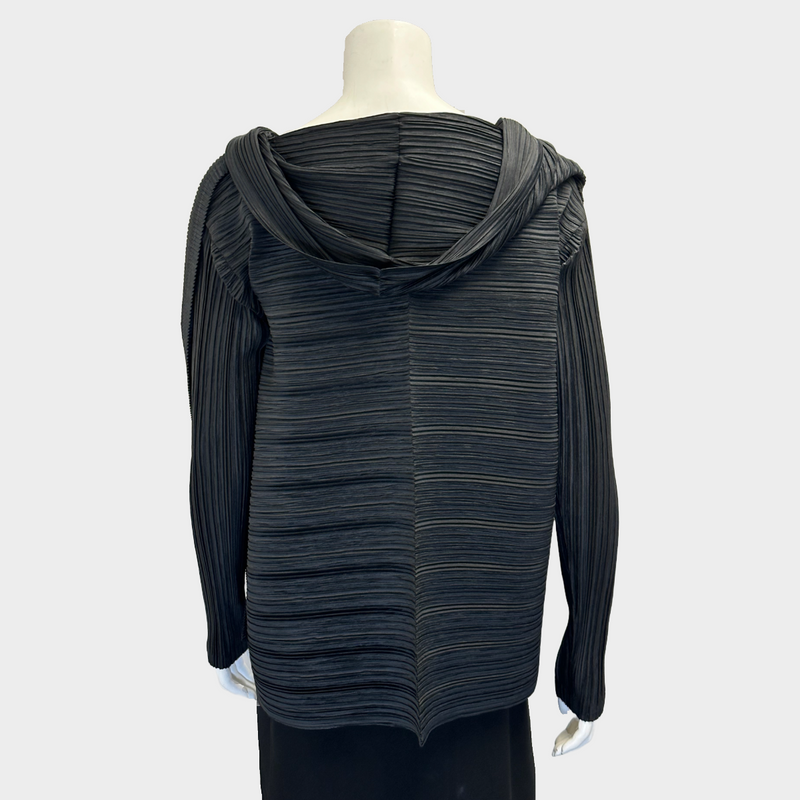 Issey Miyake women's black polyester pleated cardigan