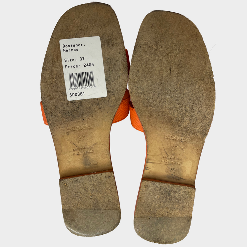 Hermes women's orange sunset leather "Oran" sandal