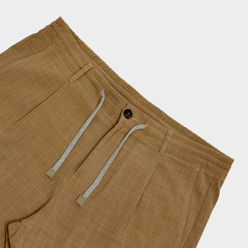 Eleventy men's beige wool shorts with drawstring