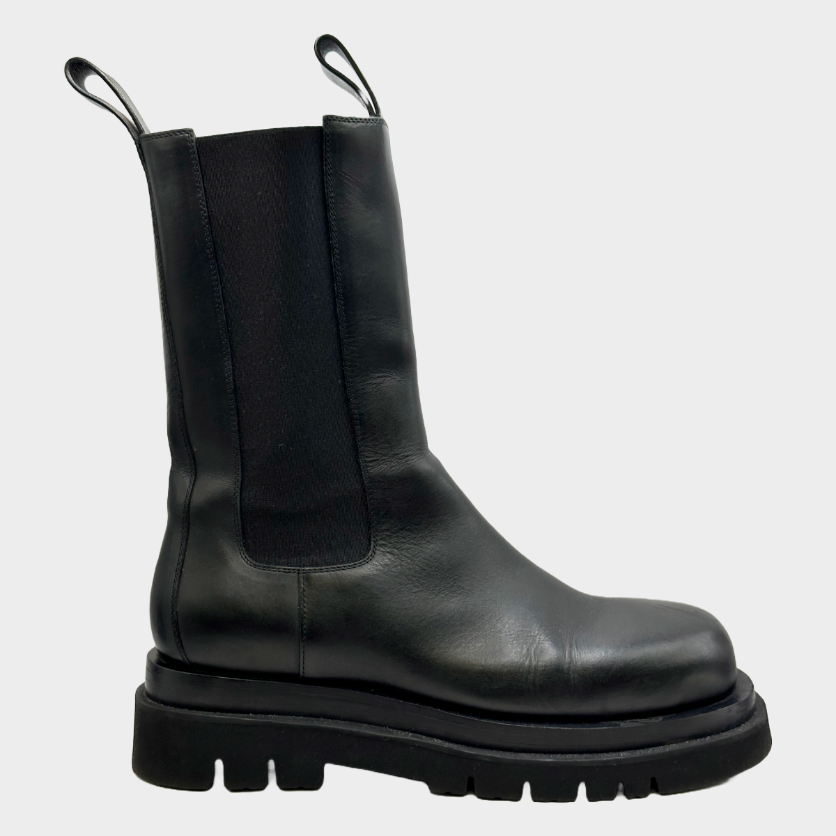 Bottega Veneta women s black leather platform Lug Chelsea boots Loop Generation