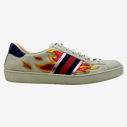 Gucci men's beige leather sneakers with metallic flames embroidery and stripes details