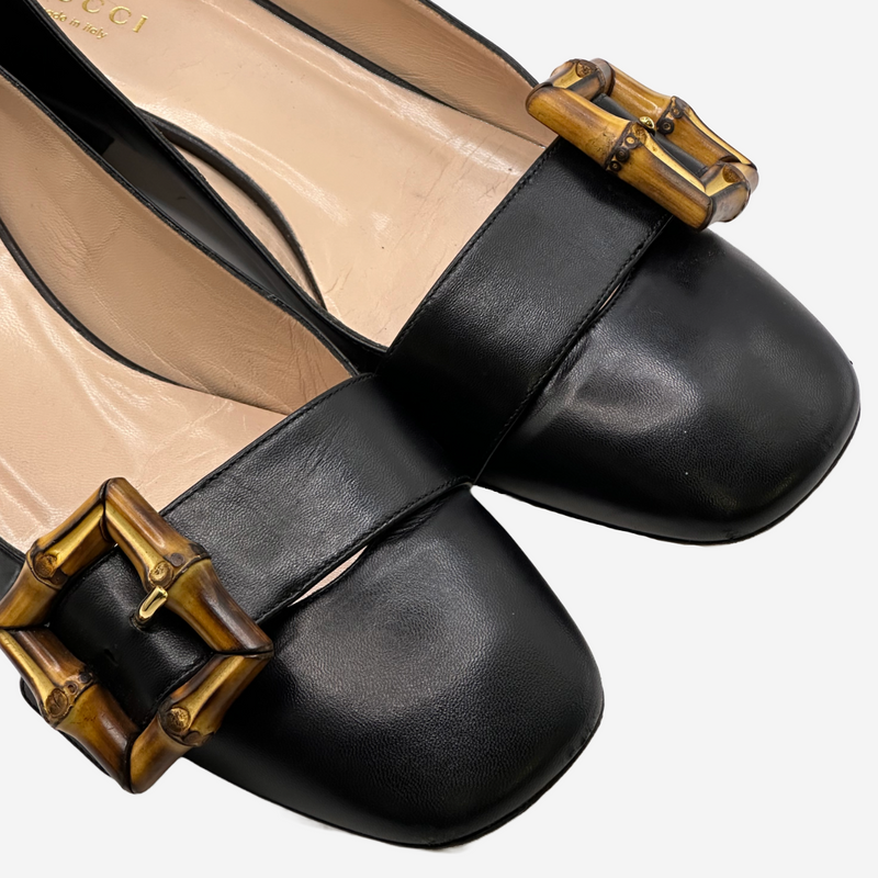Gucci women's black leather pumps with bamboo buckle detail
