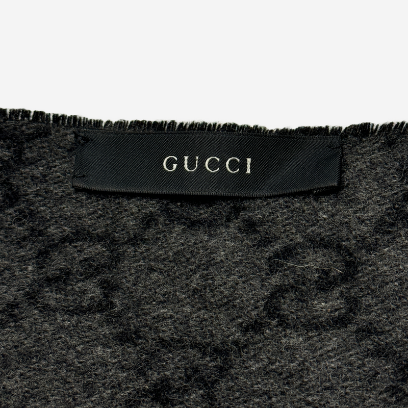 Gucci women's black and grey fur scarf
