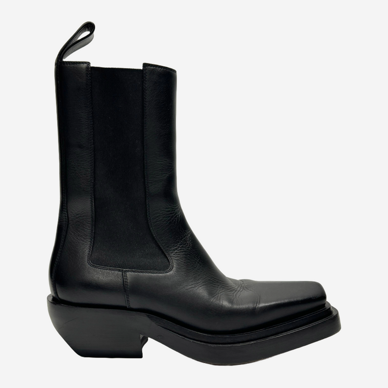 Bottega Veneta women's black leather Chelsea boots