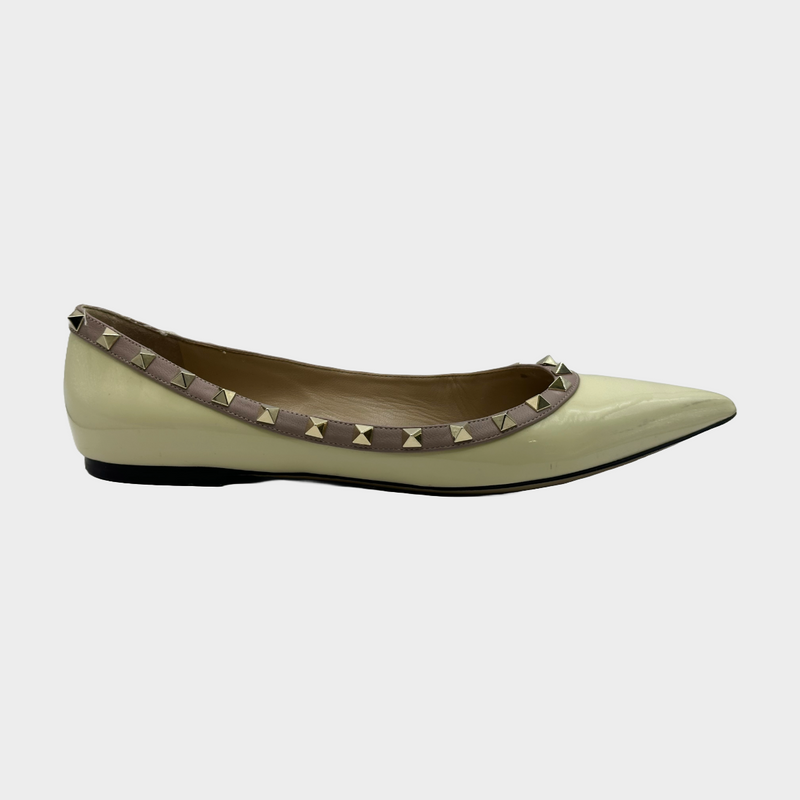 VALENTINO ecru patent leather rockstuds flats