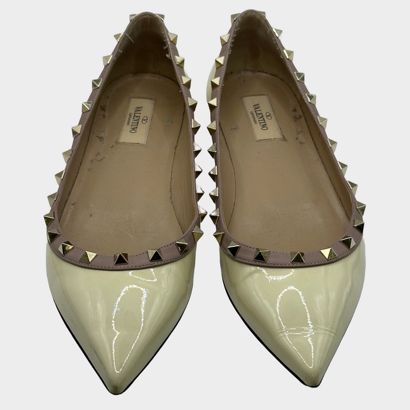 VALENTINO ecru patent leather rockstuds flats