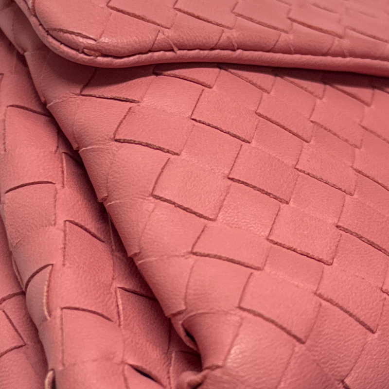 Bottega Veneta Women's Intrecciato Woven Small Pink Leather Clutch Bag