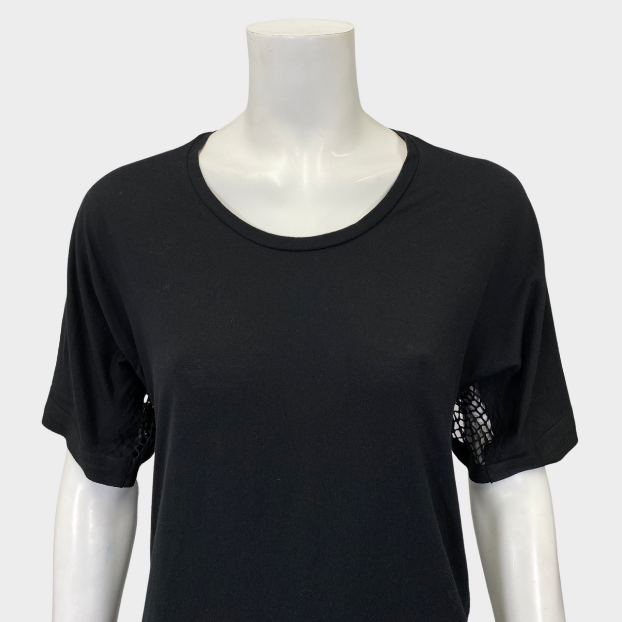 Plain black sales balenciaga t shirt