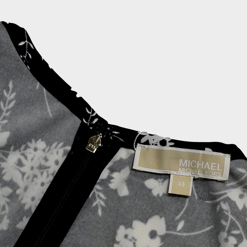 MICHAEL KORS black and white flower print short sleeve dress