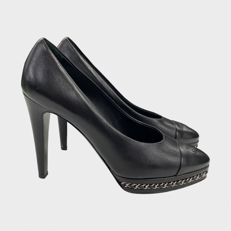 Chanel black leather pumps with chain detail