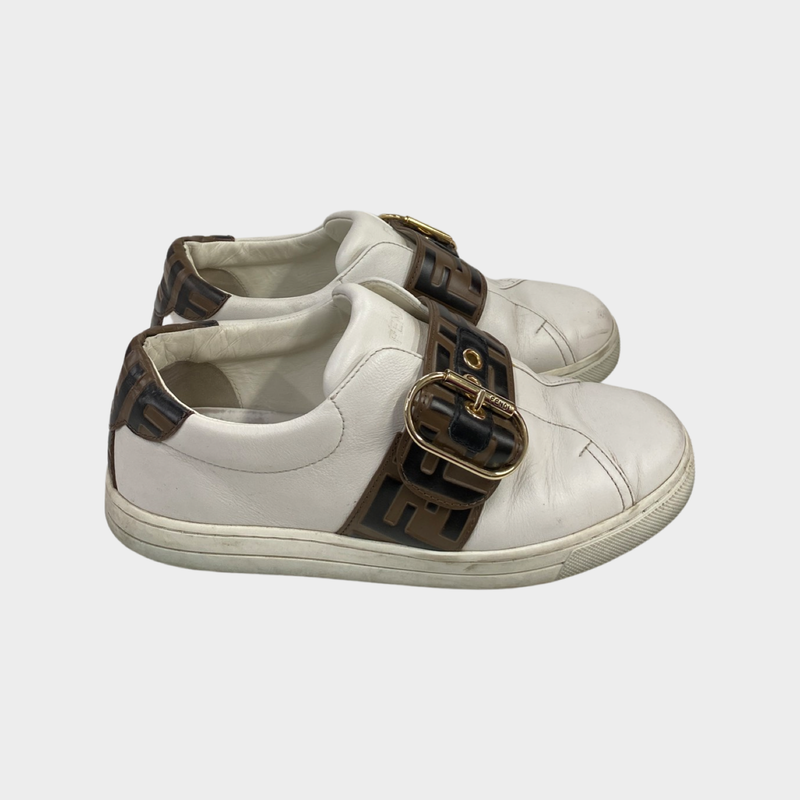 Fendi women’s white trainers with monogram belt