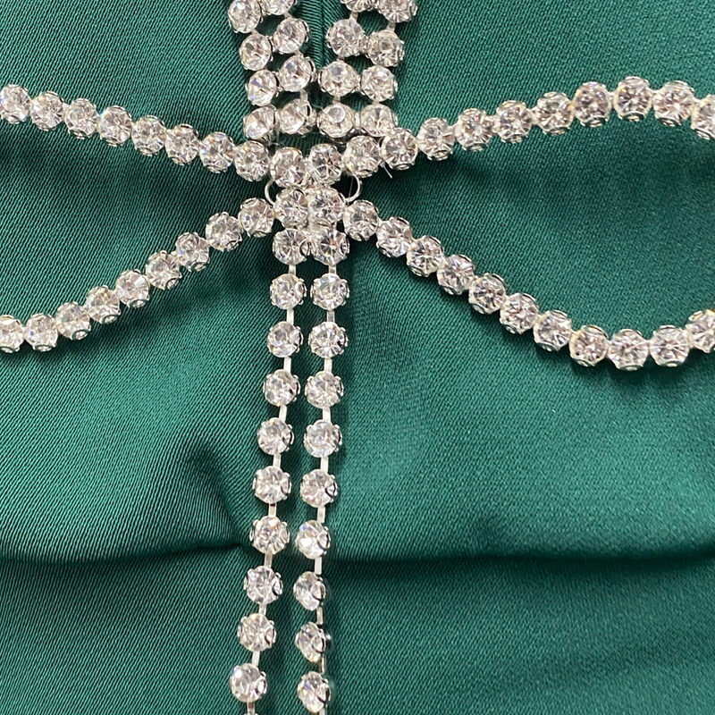 Area women's green crystal-trimmed set