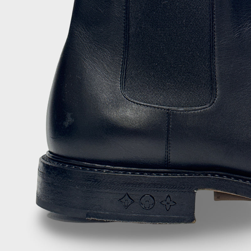 Louis Vuitton Men's Black Leather Chelsea Boots