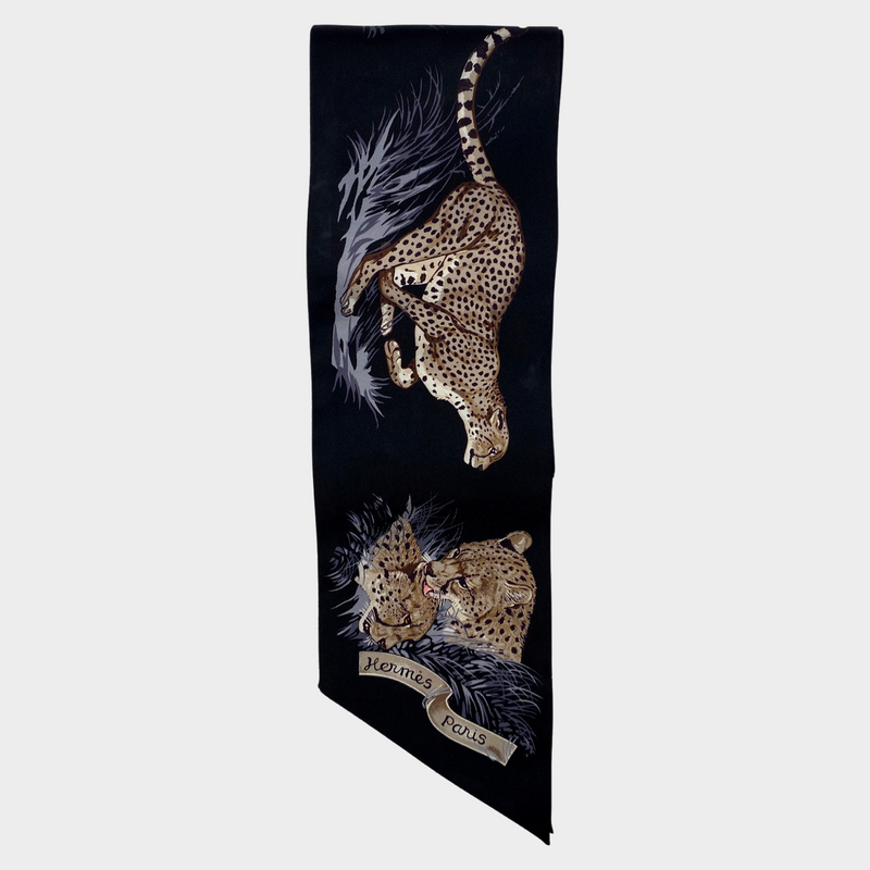 HERMÈS women's black leopard print silk choker scarf