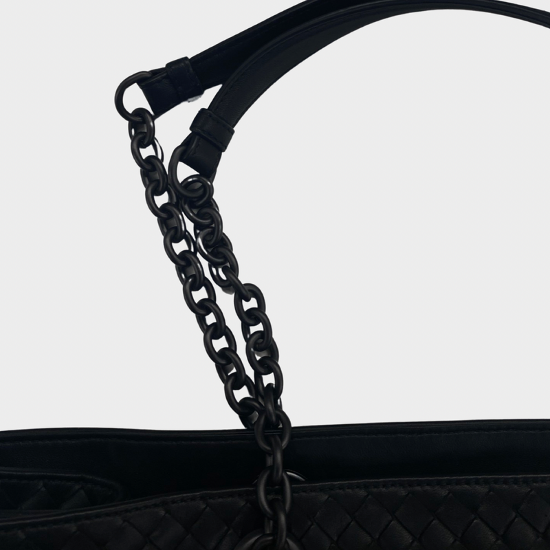 Bottega Veneta women's black intrecciato tote bag