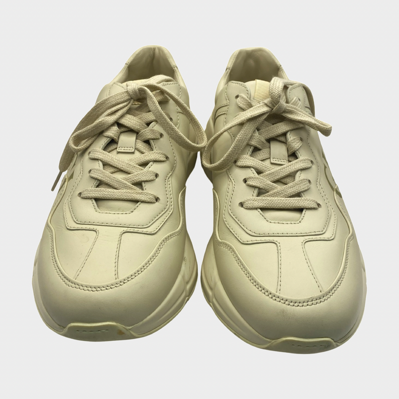 Gucci women's ecru leather Rhyton logo sneakers