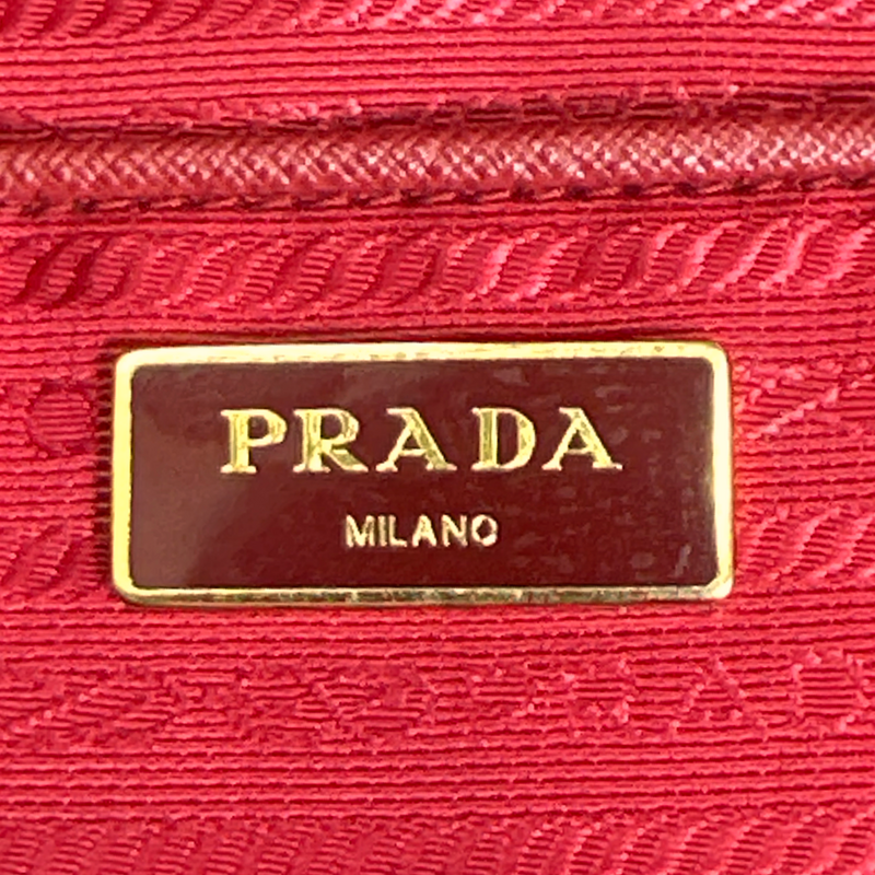 Prada red leather double-zip saffiano tote bag with gold-toned hardware