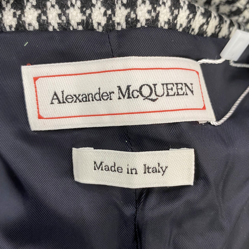 Alexander McQueen women's cropped black and white houndstooth print wool jacket