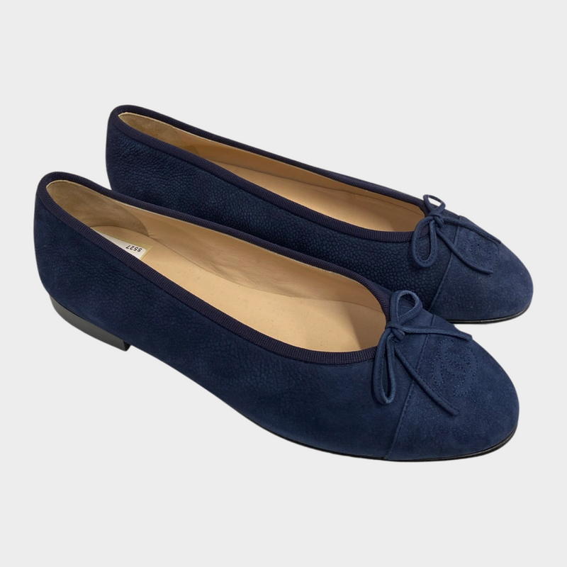 Chanel women's navy grained suede flats