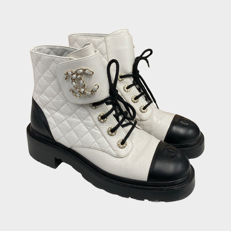 Chanel women's white CC quilted boots with a flap boots