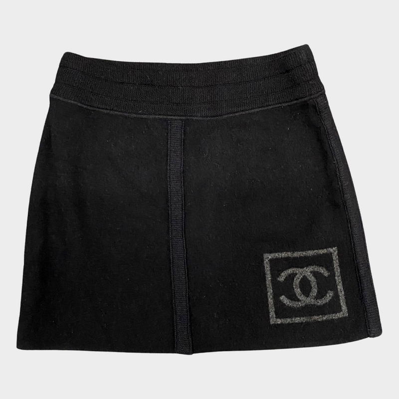 Chanel black wool mini skirt with grey CC logo detail