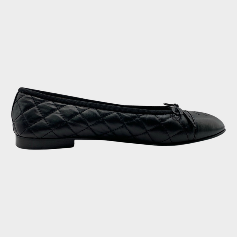 Chanel black quilted leather CC bow ballet flats