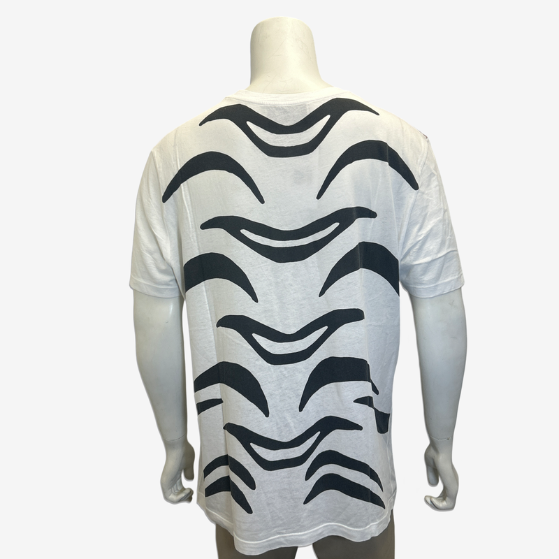 Gucci men's white cotton tiger motif t-shirt