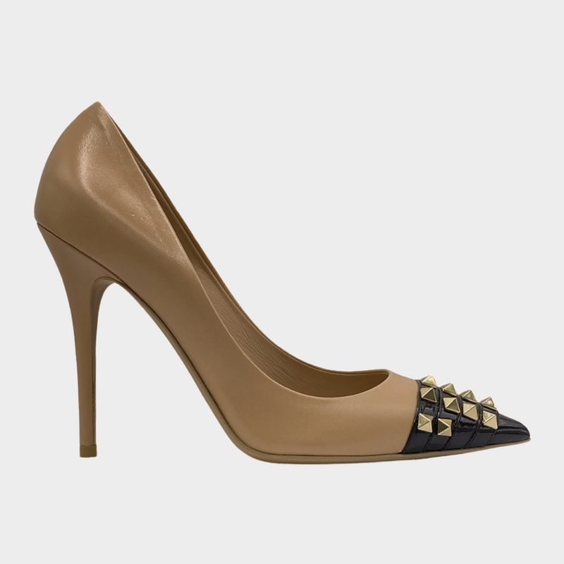 Valentino women's beige and black leather Alcove studded pumps