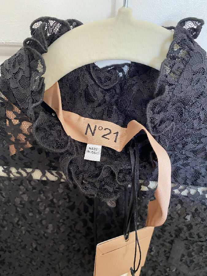 No.21 women's black lace frill collar long-sleeved shirt