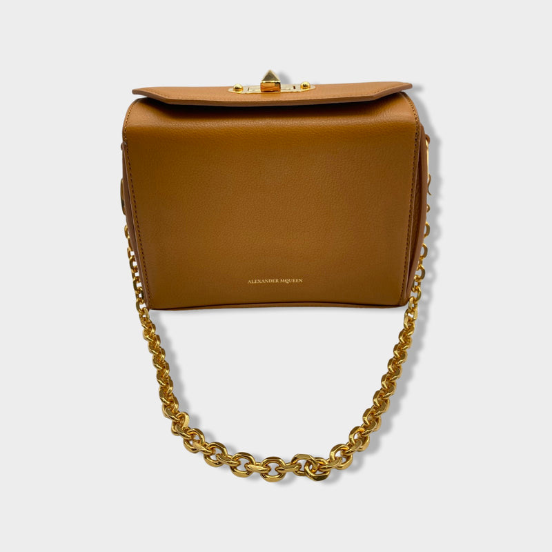 pre-owned ALEXANDER MCQUEEN camel leather handbag with gold hardware