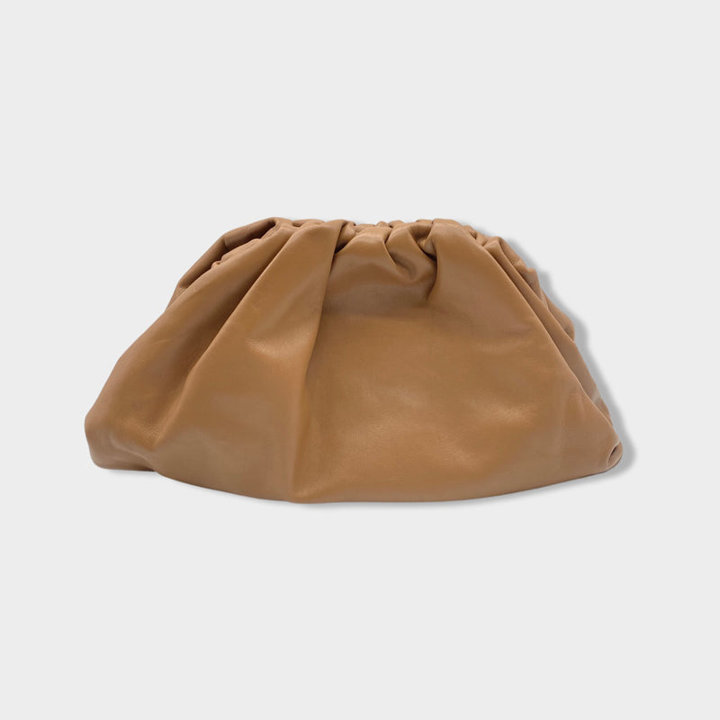 pre-owned BOTTEGA VENETA camel leather pouch
