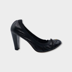 pre-owned CHANEL black leather heels