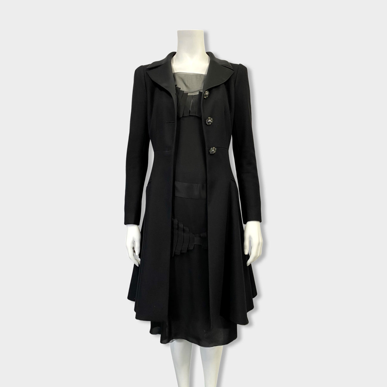 CHANEL black wool and cashmere coat – Loop Generation