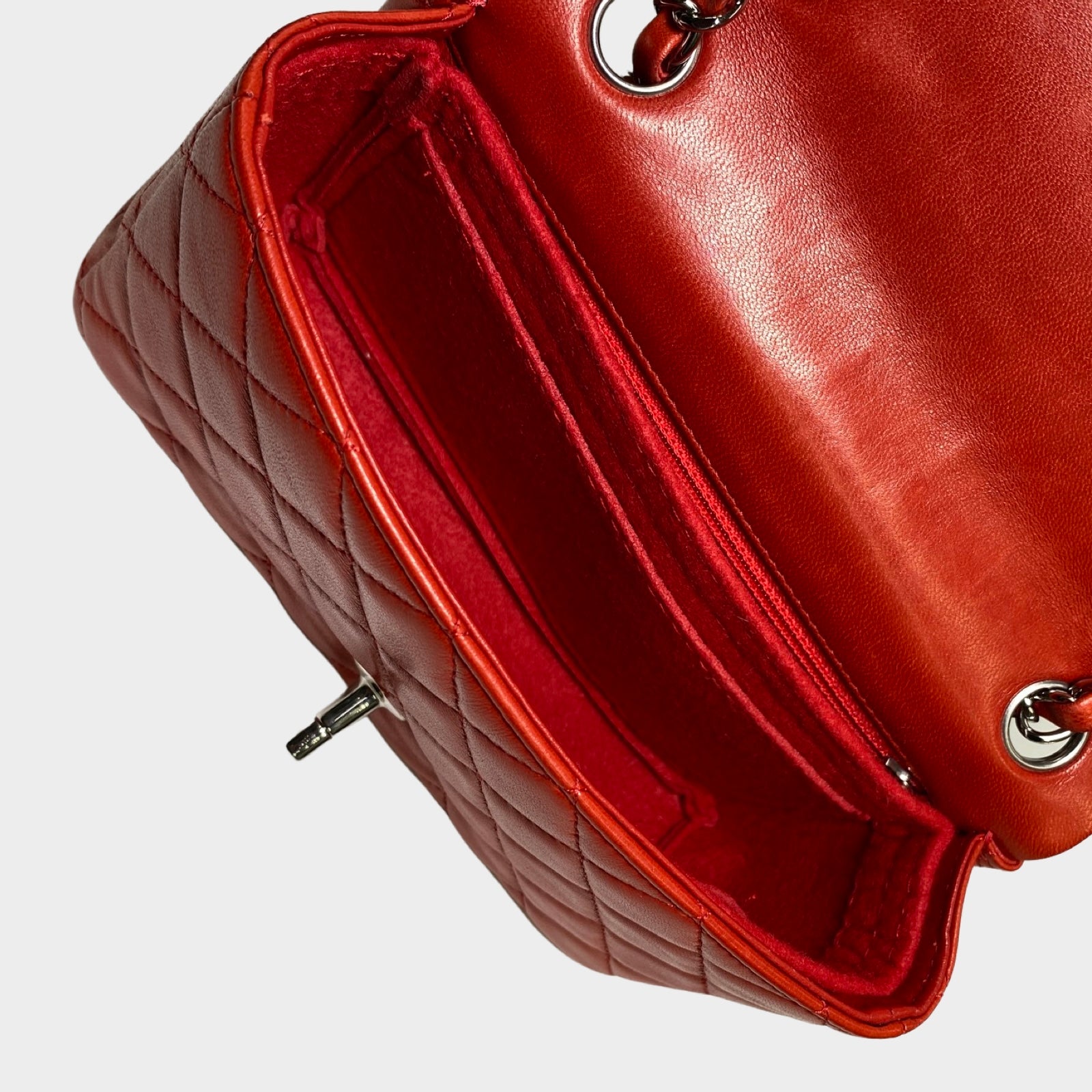 Chanel classic flap discount calfskin