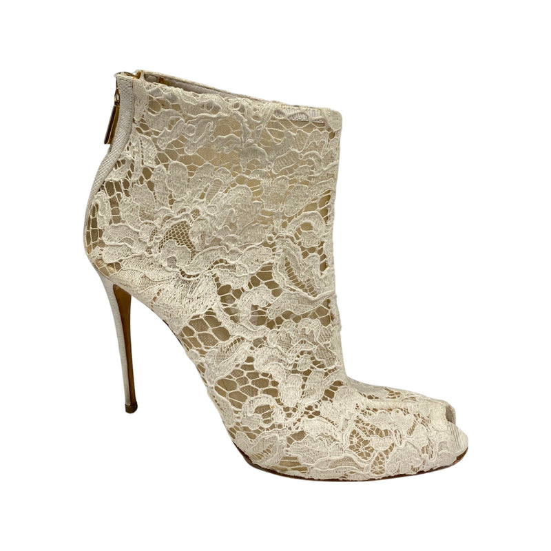 pre-loved Dolce&Gabbana lace heeled ankle boots | Size 37