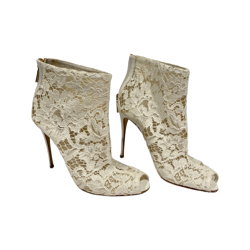 pre-owned Dolce&Gabbana lace heeled ankle boots | Size 37