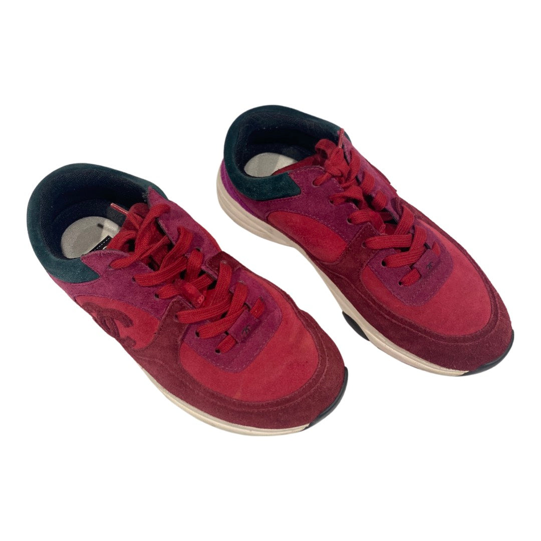 Trainers Chanel Red size 39 EU in Suede - 31670733