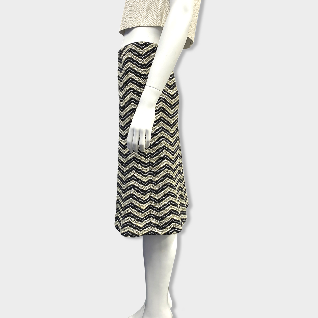 CHANEL black white grey wool skirt – Loop Generation