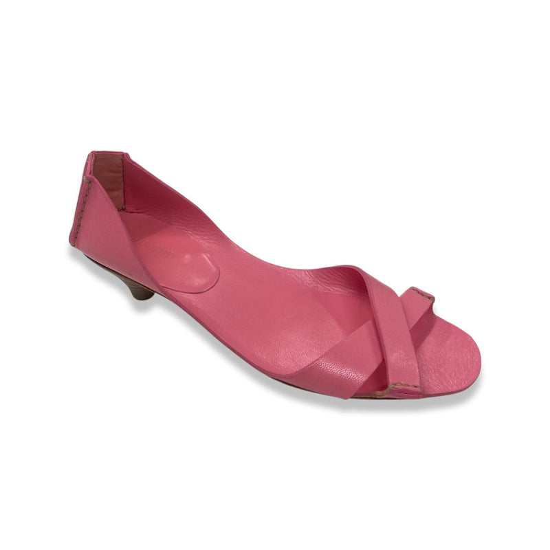 pre-owned MIU MIU pink leather kitten heel sandals | Size 39