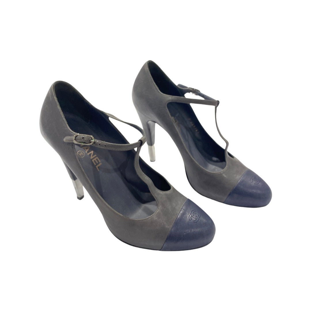 CHANEL grey and purple CC logo leather heel – Loop Generation