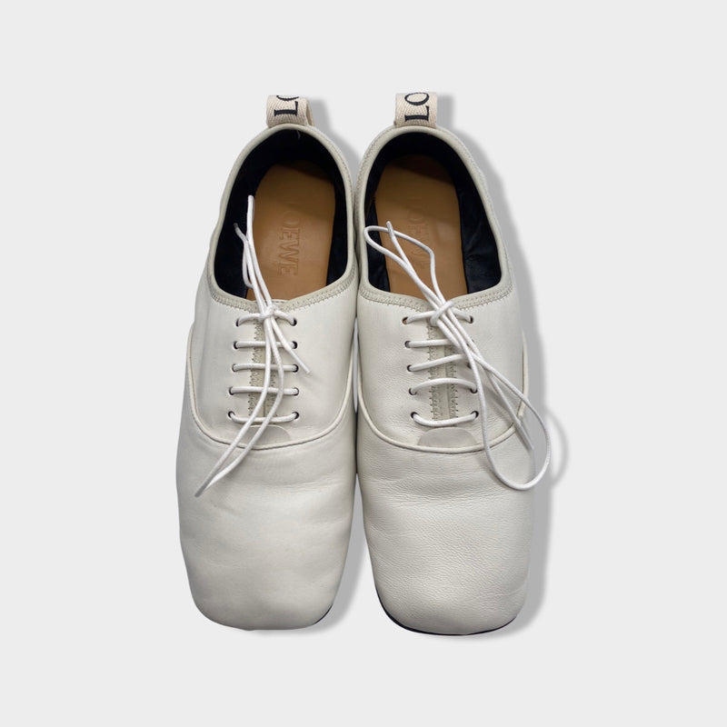 LOEWE ecru leather lace-up flats