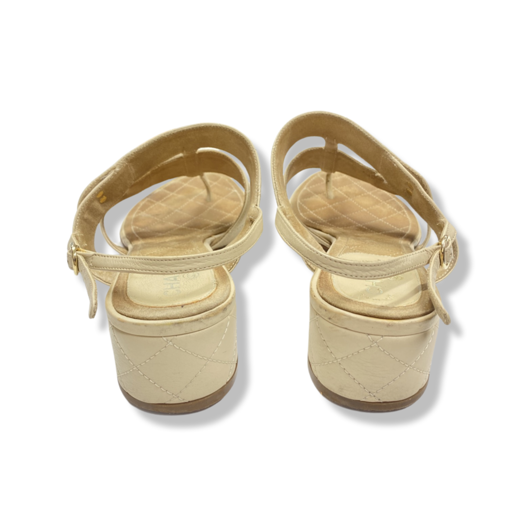 Leather sandal Chanel Beige size 39 EU in Leather - 32114921