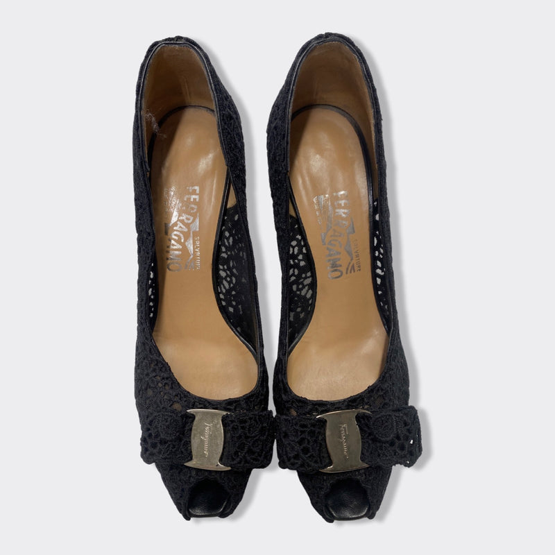 second-hand SALVATORE FERRAGAMO black lace open-toe pumps | Size EU38.5 UK5.5