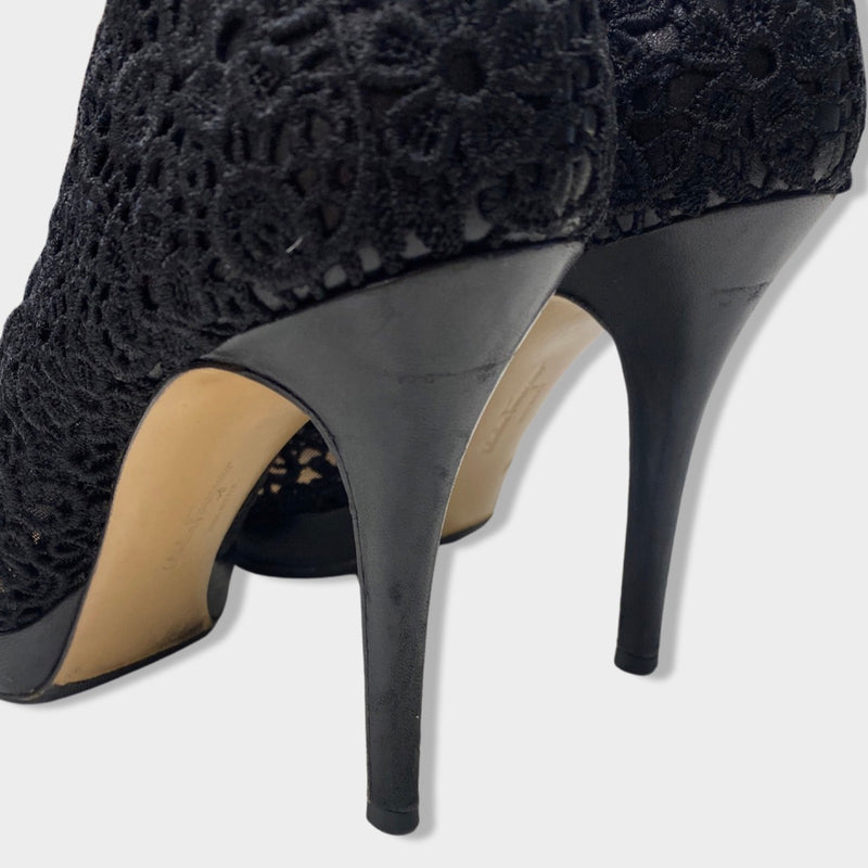 SALVATORE FERRAGAMO black lace open-toe pumps