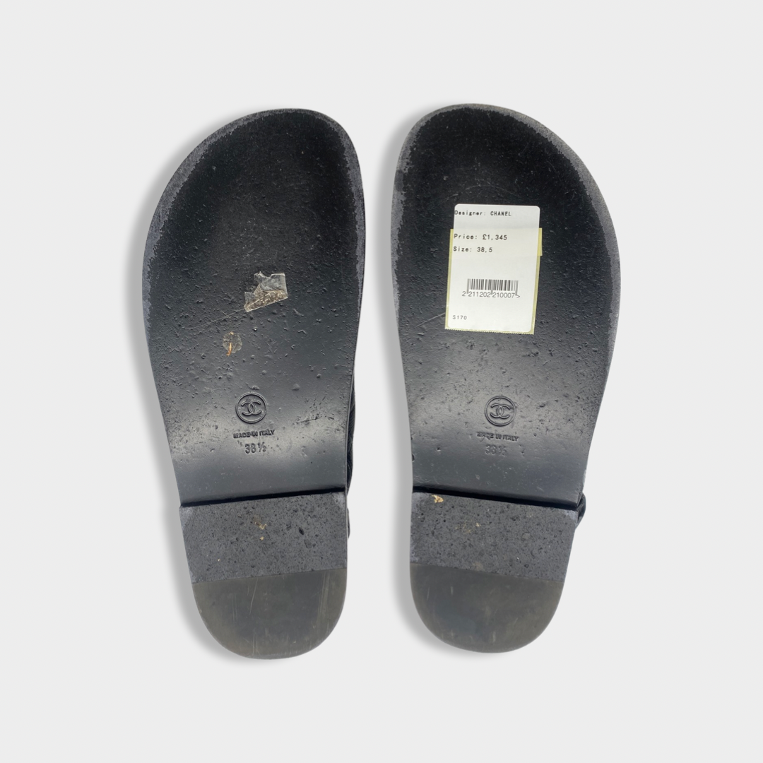 CHANEL black leather sandals – Loop Generation