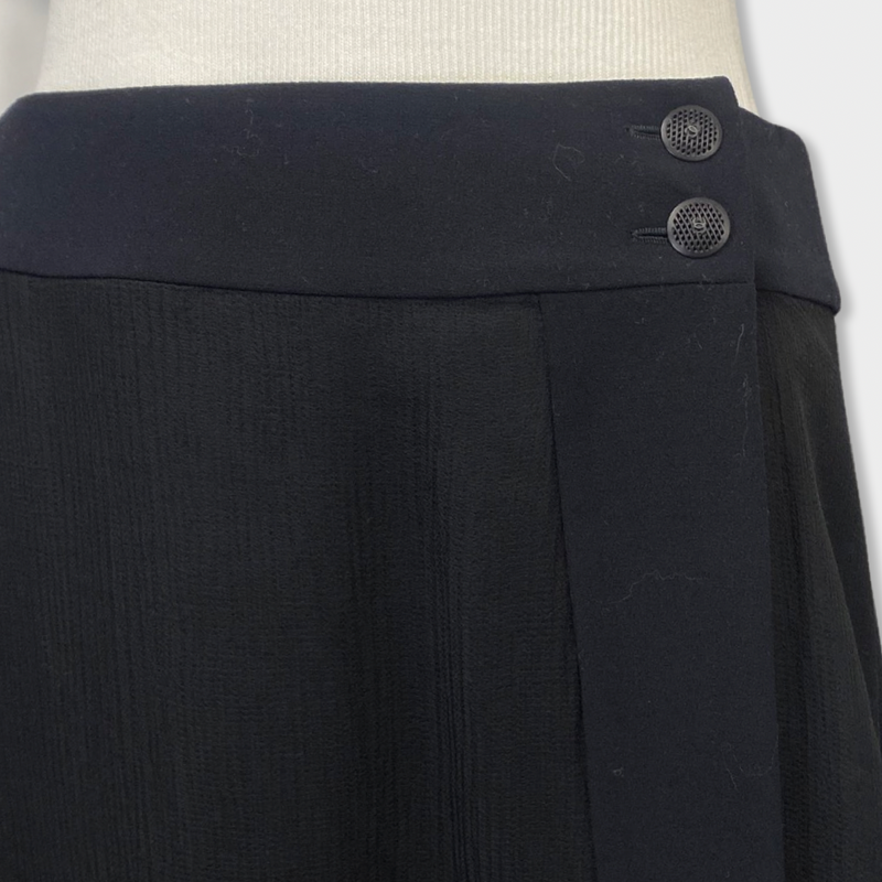 pre-owned CHANEL black silk skirt | Size FR40